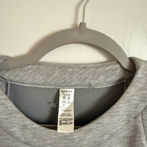 SPANX NEW Air Essentials Side Stripe Midi Dress in Light Grey Heather - Picture 4 of 9